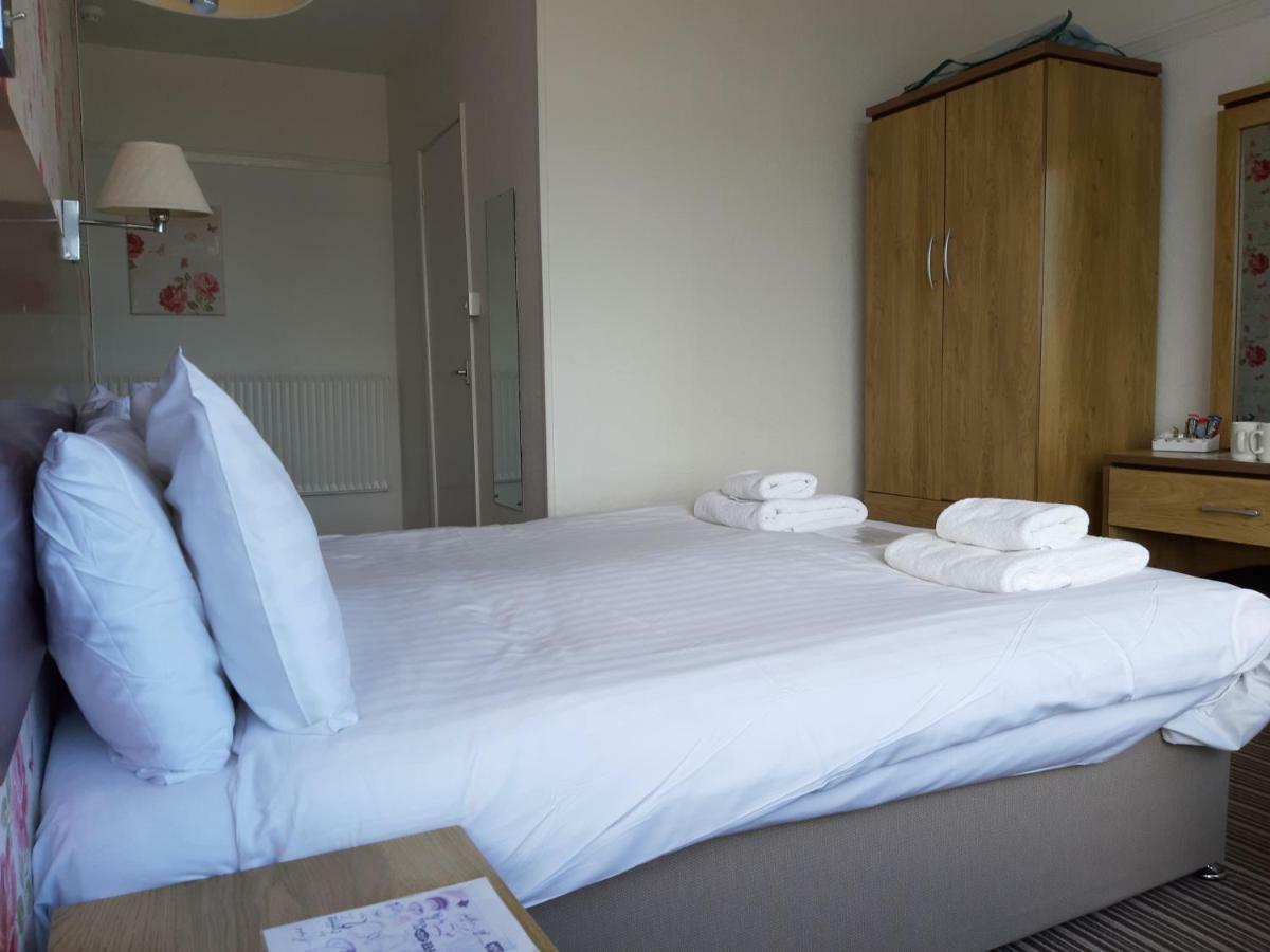 North Parade Seafront Accommodation สเกคเนส ภายนอก รูปภาพ