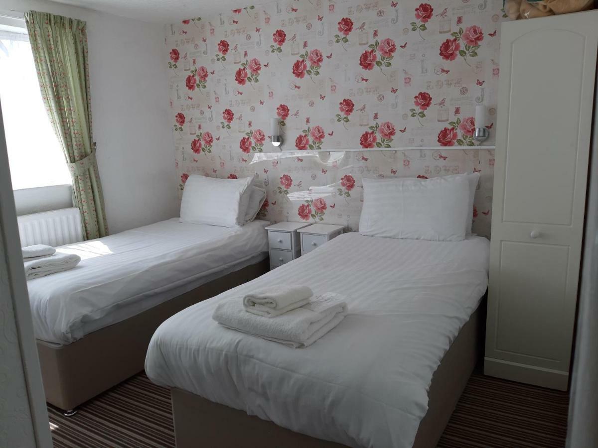 North Parade Seafront Accommodation สเกคเนส ภายนอก รูปภาพ